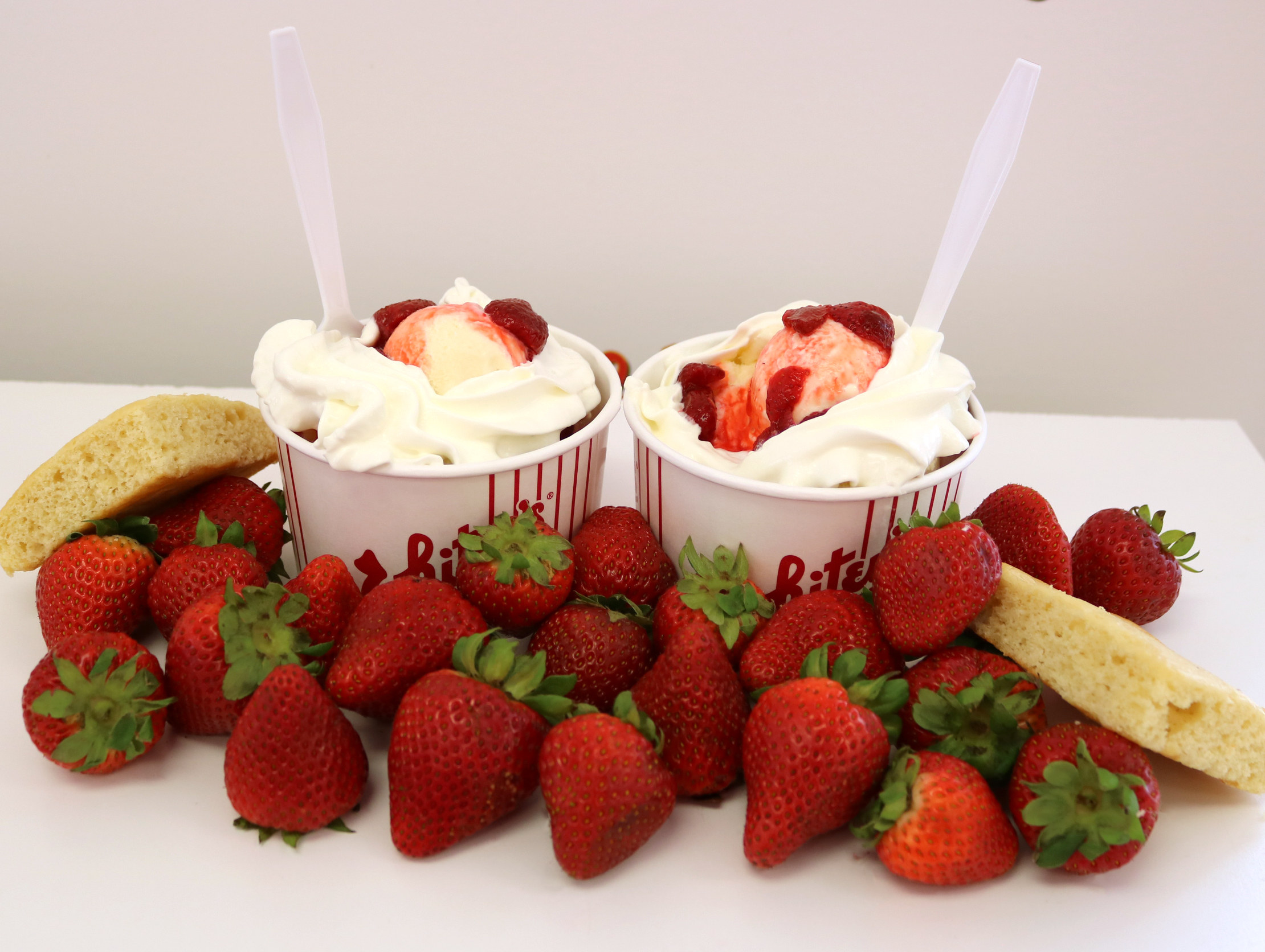 Strawberry Shortcake - two 1 dips