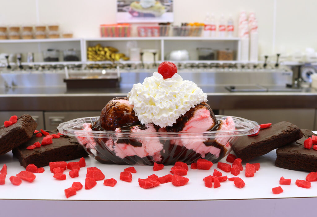 Peppermint Brownie Under Sundae